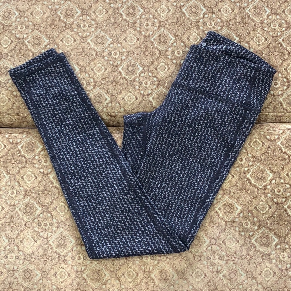 Athleta Black and White Textured Leggings